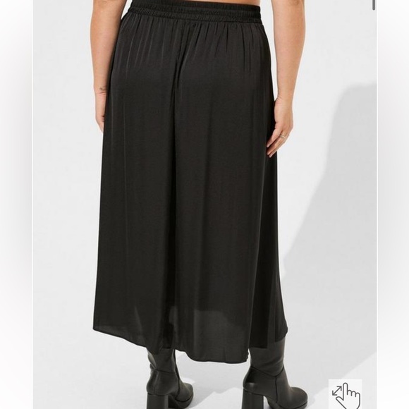 Torrid - Picture 5 of 6